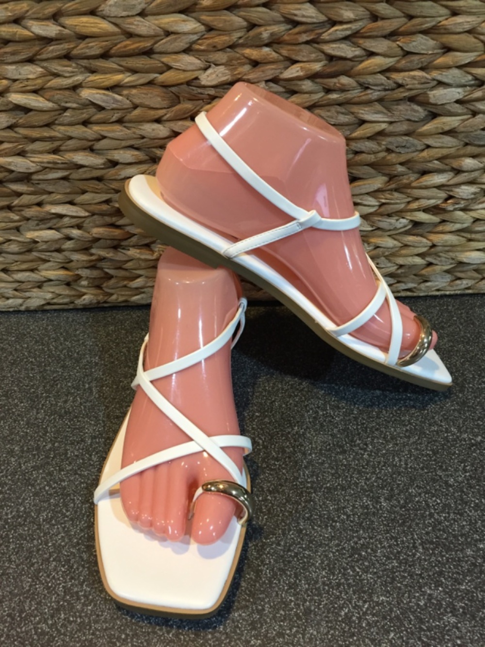 Steve Madden White Strappy Toe-Ring Flat Sandals